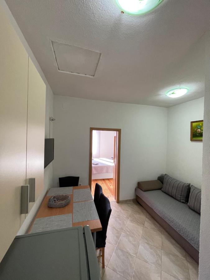 Ivan I Matej Apartments บลัตเซ ภายนอก รูปภาพ
