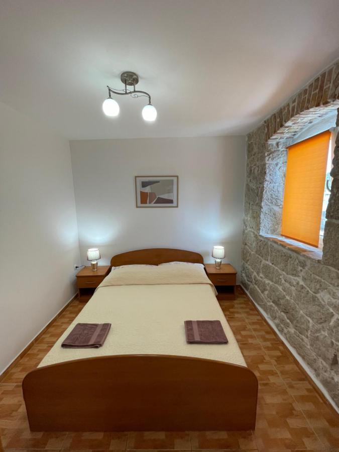 Ivan I Matej Apartments บลัตเซ ภายนอก รูปภาพ