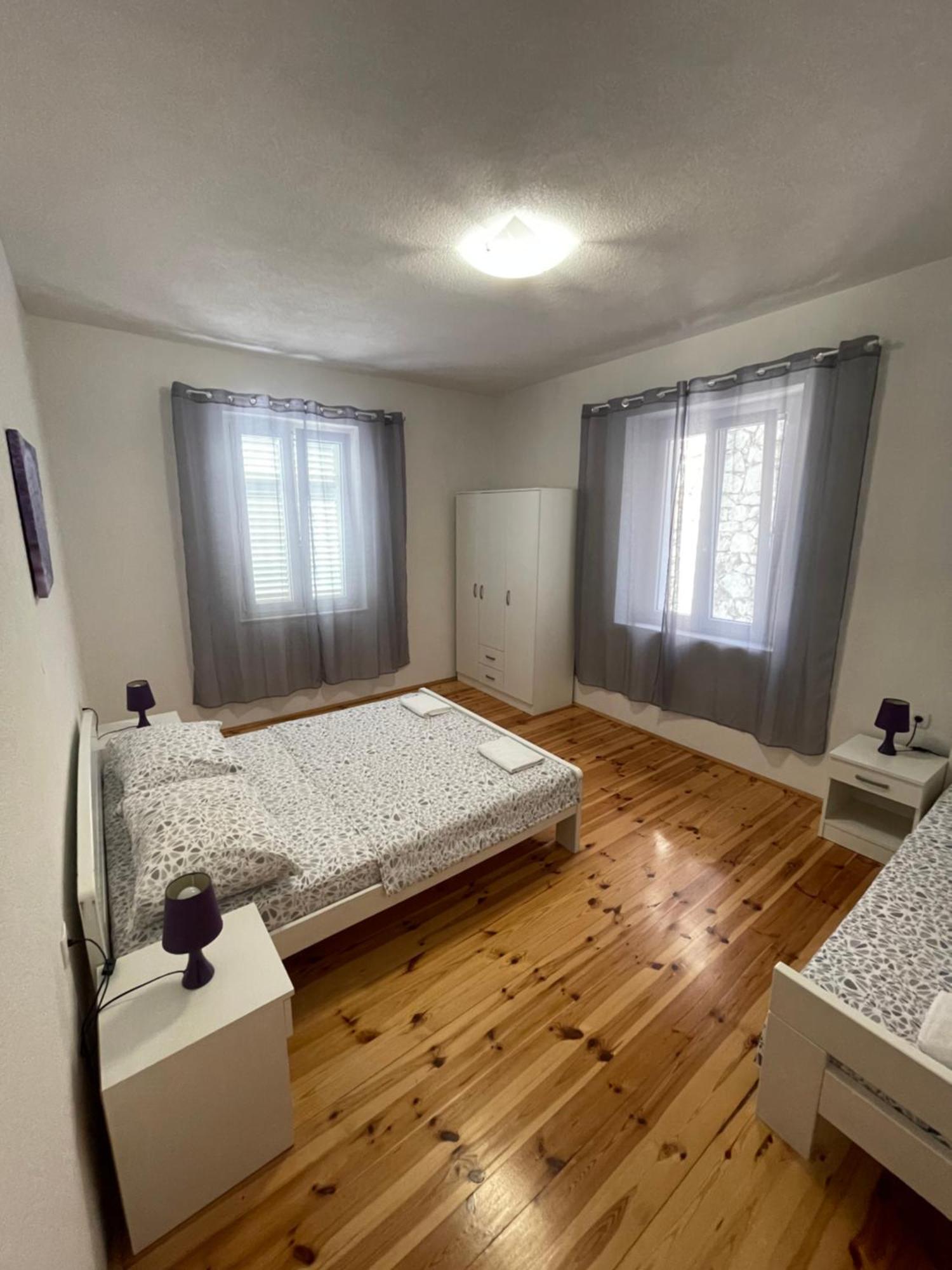 Ivan I Matej Apartments บลัตเซ ภายนอก รูปภาพ